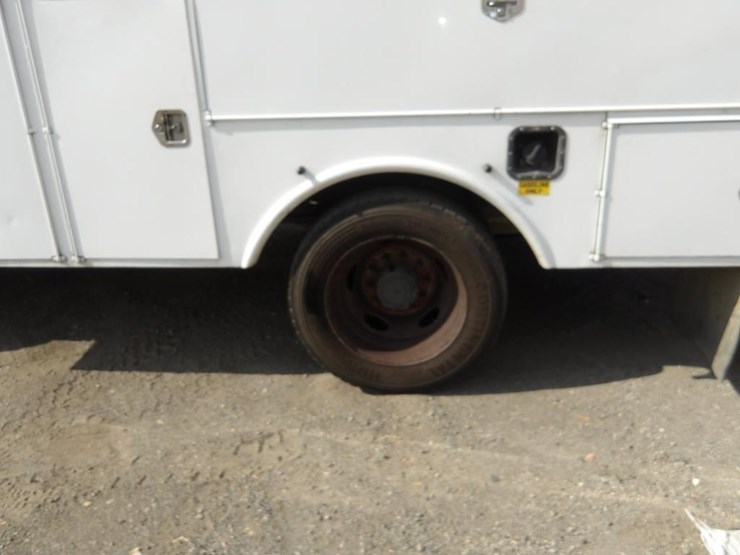 2015-ford-f450-image-9