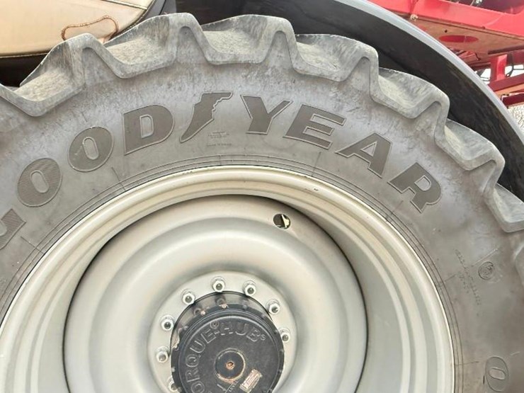 2024-case-ih-trident-5550-image-15