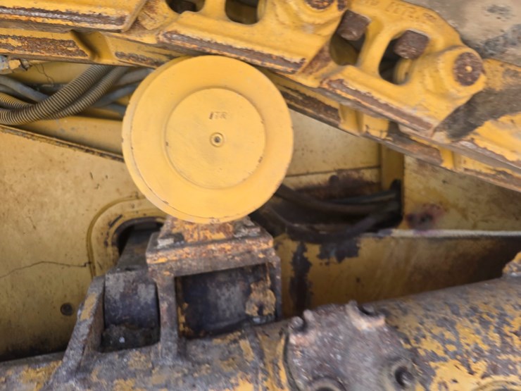 2002-caterpillar-d6m-lgp-image-59