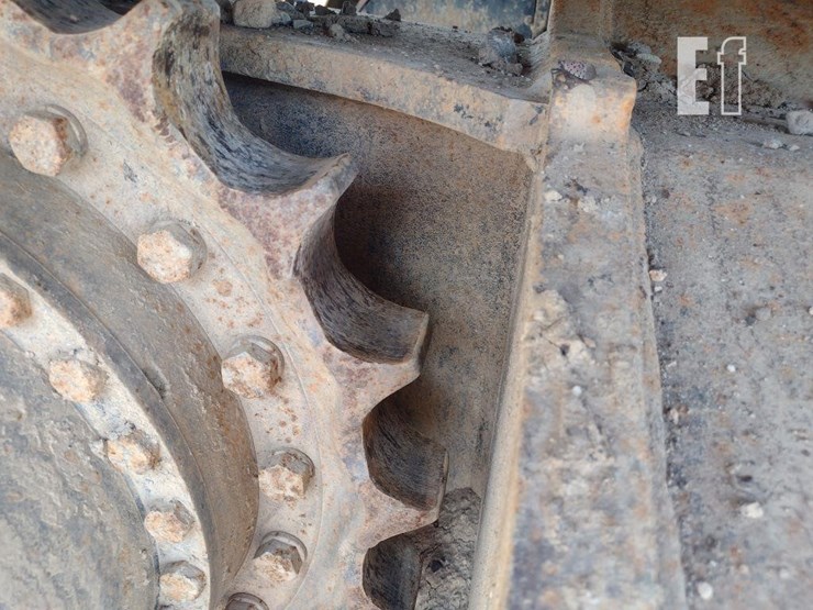 deere-270c-lc-image-26