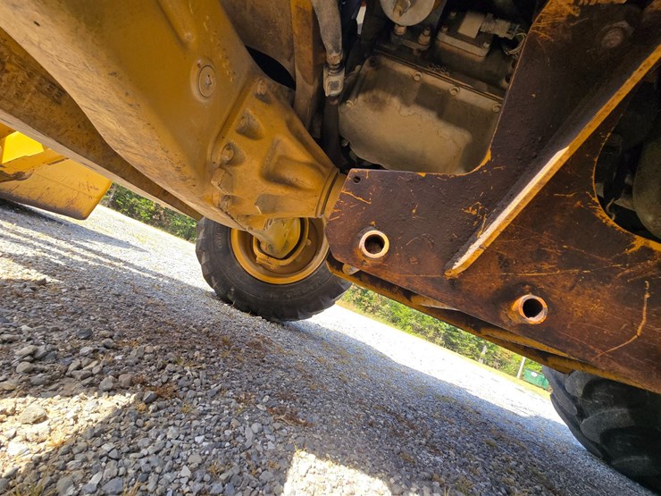caterpillar-420e-image-32