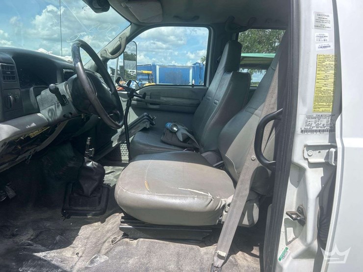2016-ford-f650-image-12