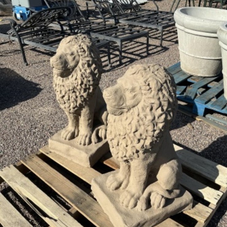 (2) CONCRETE LION STATUES