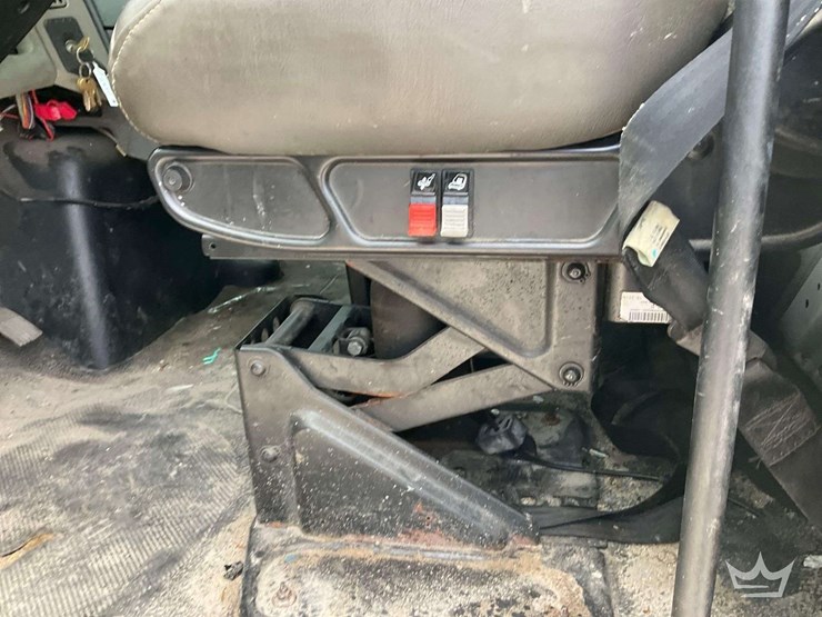 2018-international-durastar-4300-image-14