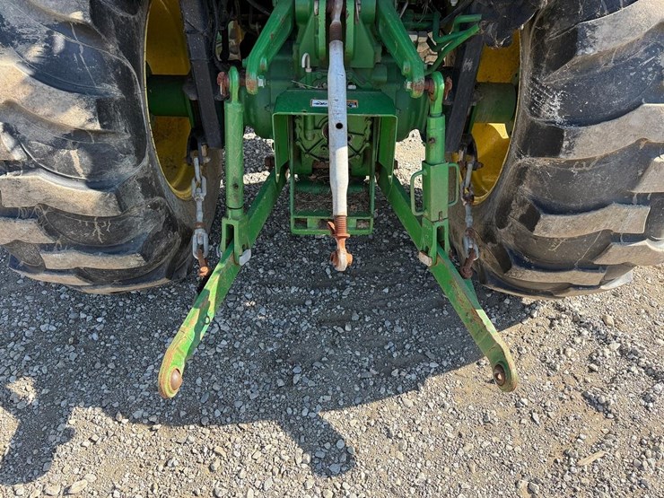 2018-john-deere-4066m-image-13