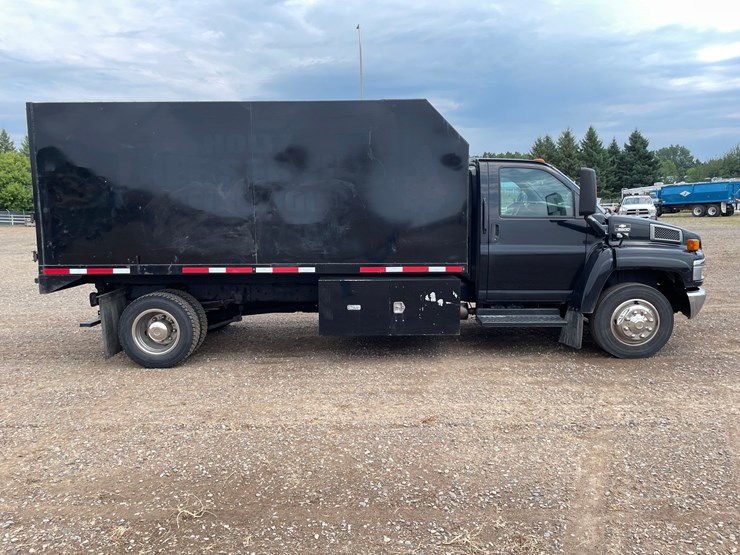 #1459-•-2005-chevrolet-5500-chipper-truck-(has-mn-title)-image-6
