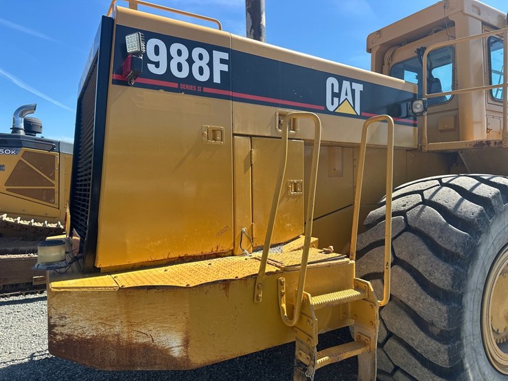 caterpillar-988f-image-37