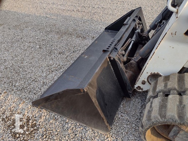 2020-bobcat-t770-image-20