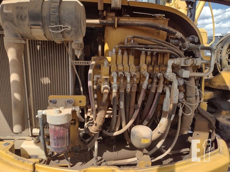 caterpillar-305e2-image-17