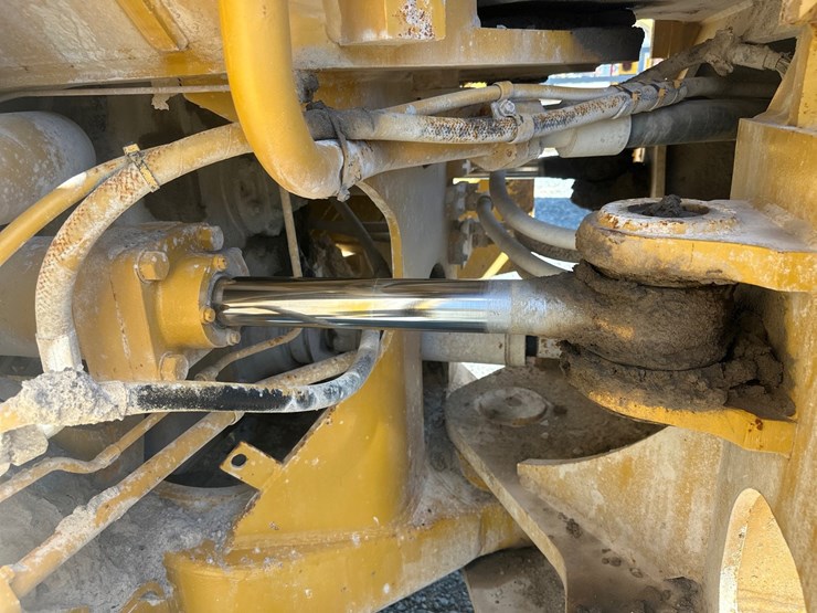 caterpillar-988f-image-41