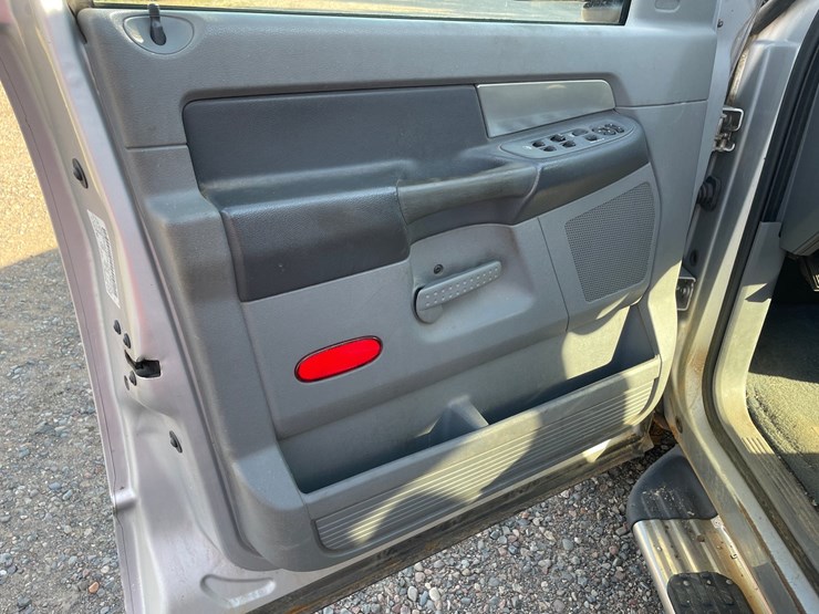 2007-dodge-ram-1500-image-25