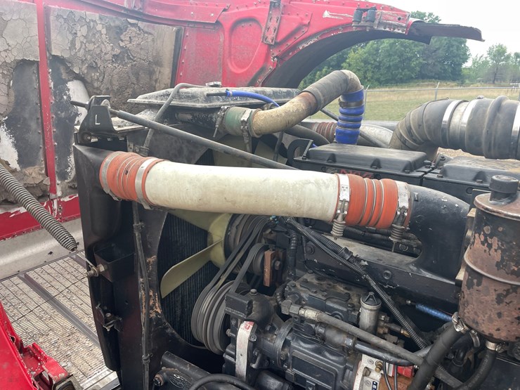 1999-peterbilt-379-image-30
