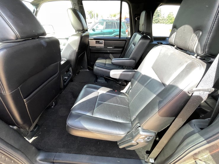 2017-ford-expedition-image-13