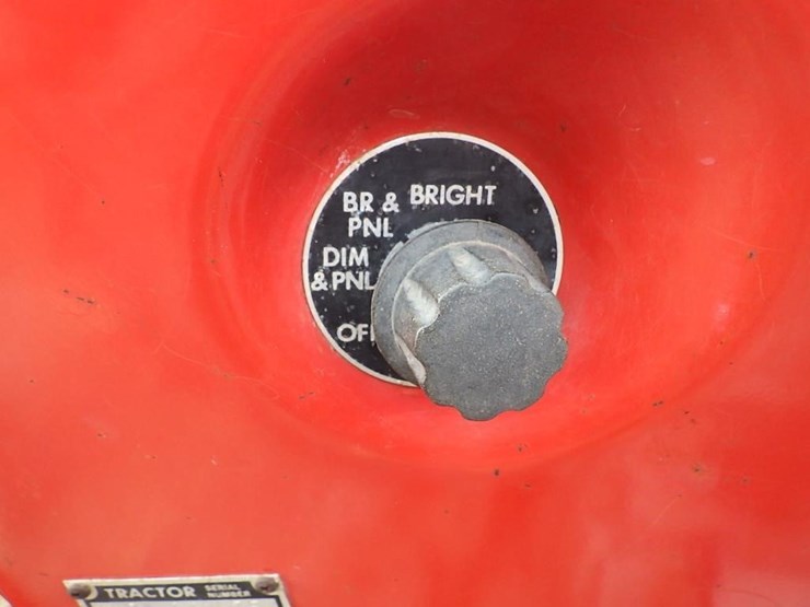 massey-ferguson-265-image-37