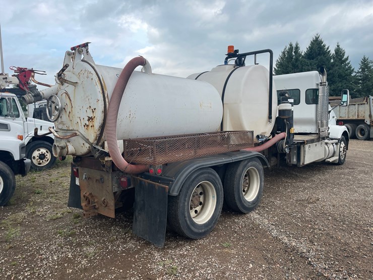 2007-kenworth-t800-image-3