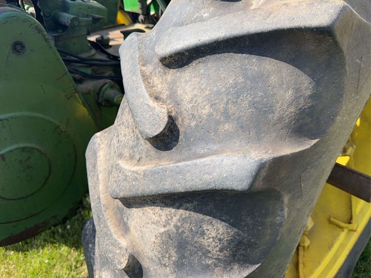 john-deere-730-image-12