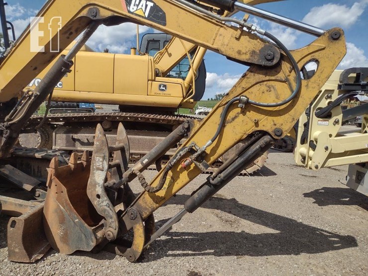 caterpillar-305e2-image-27