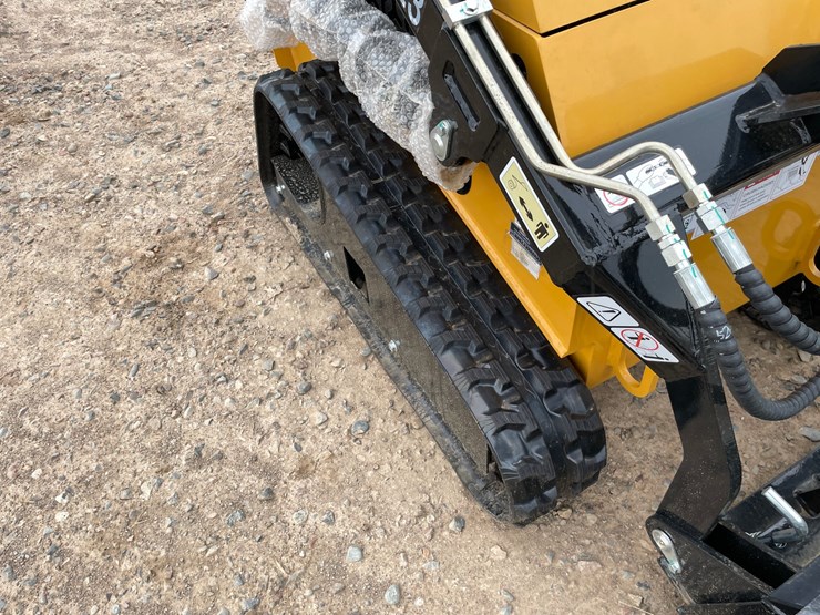 #5514-•-2026-agt-compact-track-loader-image-7