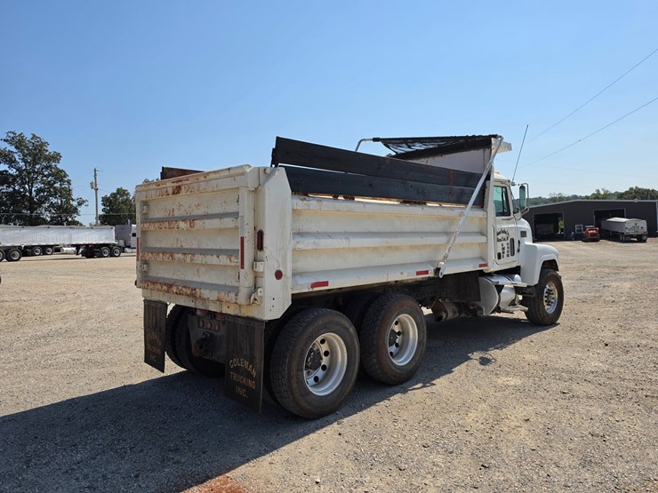 1997-mack-ch600-image-11