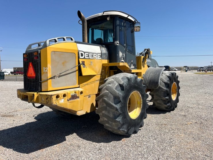 2010-deere-544j-image-5