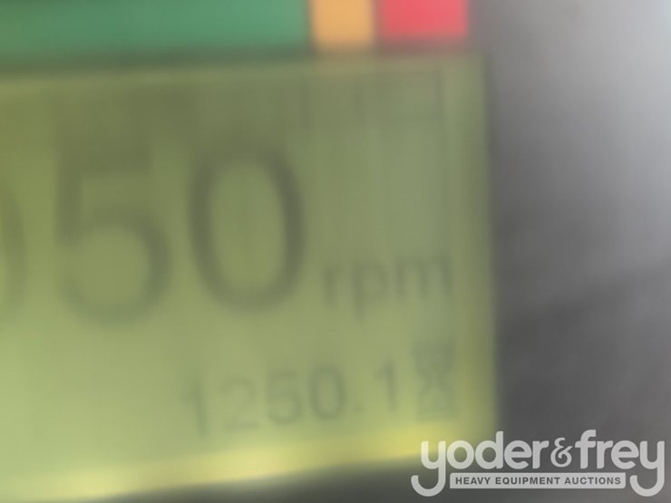 2019-caterpillar-420f2-image-63
