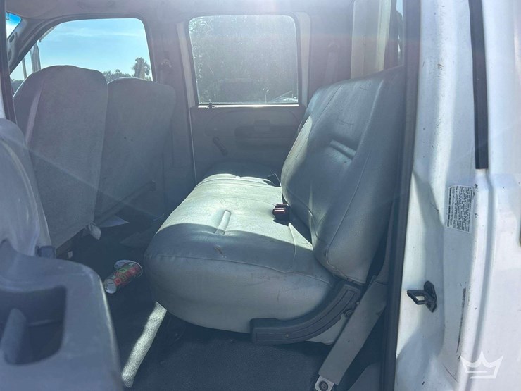 2002-ford-f650-image-13
