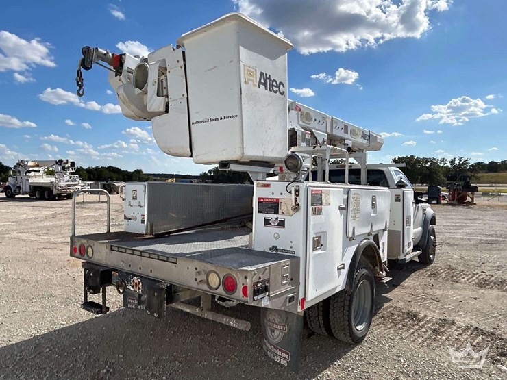ford-f550-image-3
