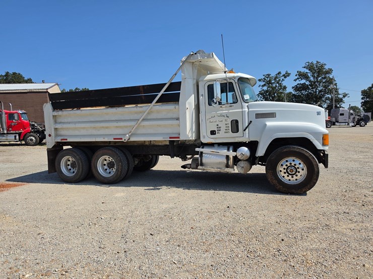 1997-mack-ch600-image-15