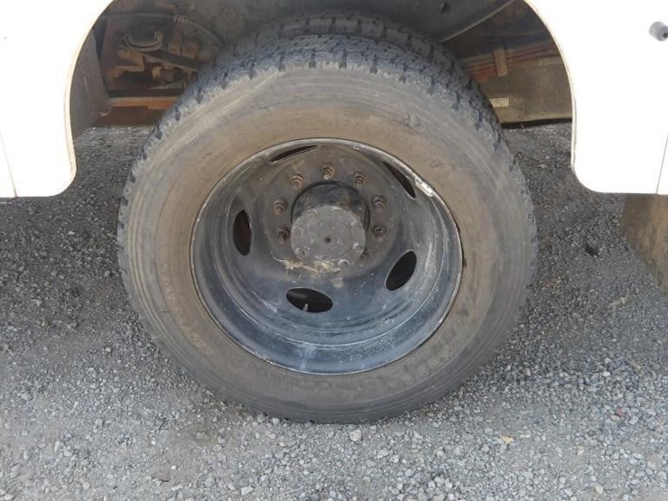 2012-ford-f450-image-8
