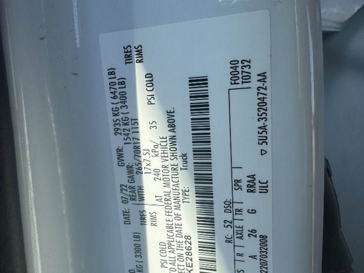 2022-ford-f150-xlt-image-11
