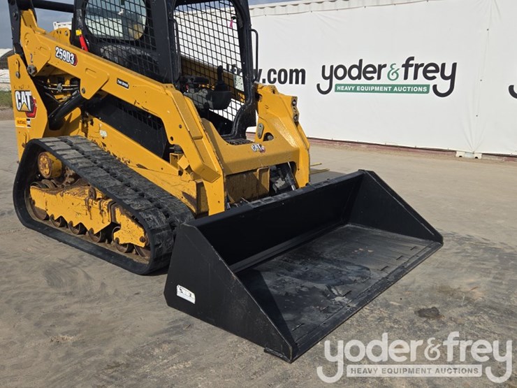 2023-caterpillar-259d3-image-17