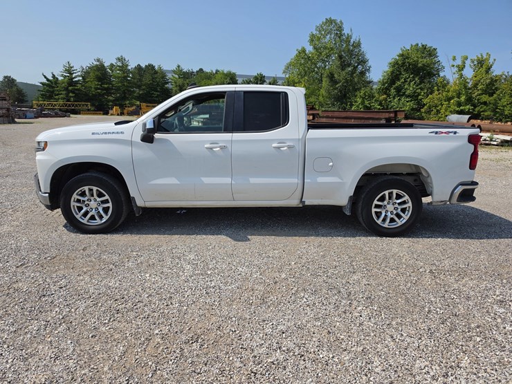 #25370-•-2019-chevrolet-silverado-pickup-truck-image-3