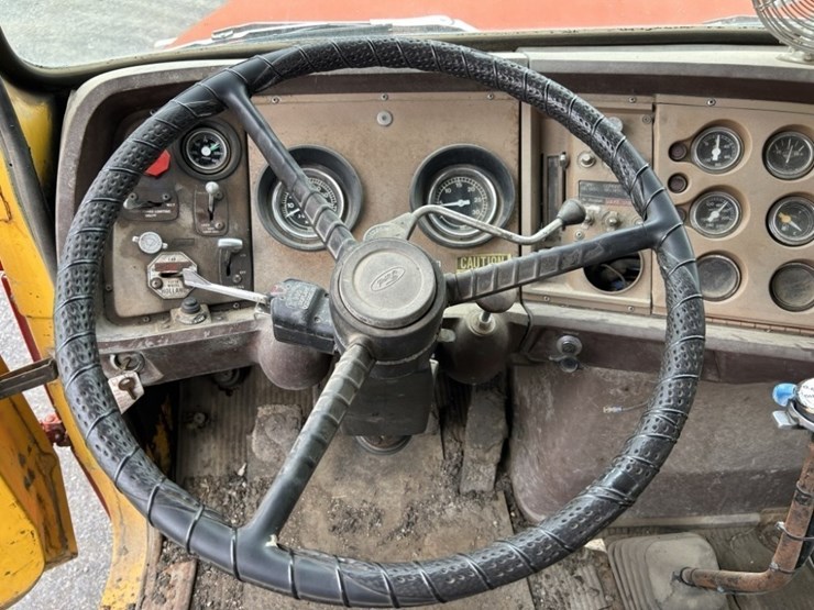 ford-l9000-image-17