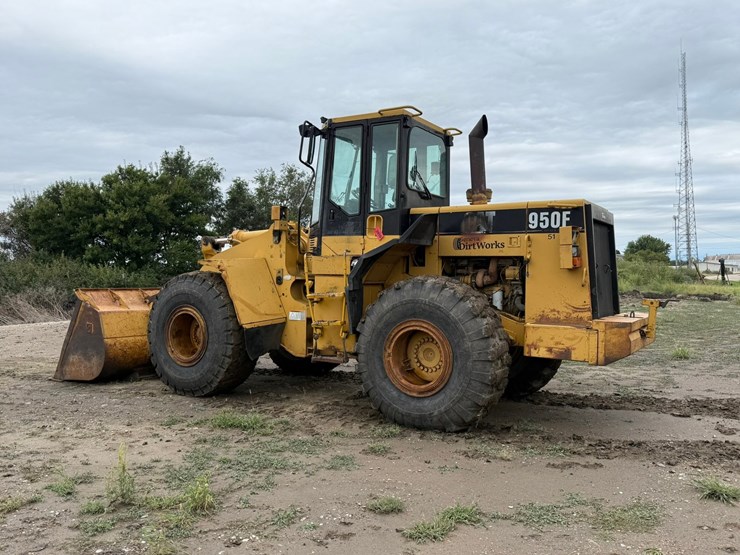 caterpillar-950f-image-3