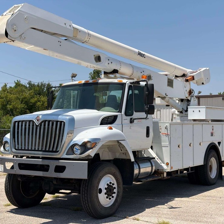2014 INTERNATIONAL WORKSTAR 7300