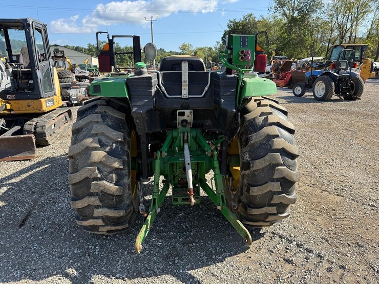 2018-john-deere-4066m-image-3