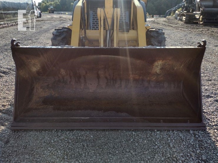 2003-deere-310sg-image-22