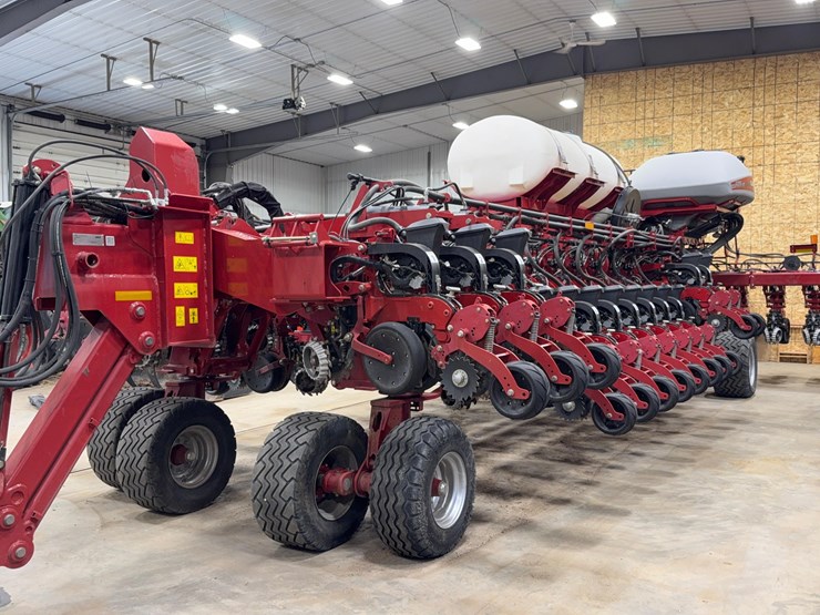 2023-case-ih-2160-image-1