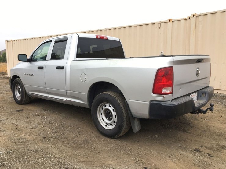 2012-dodge-1500-image-4