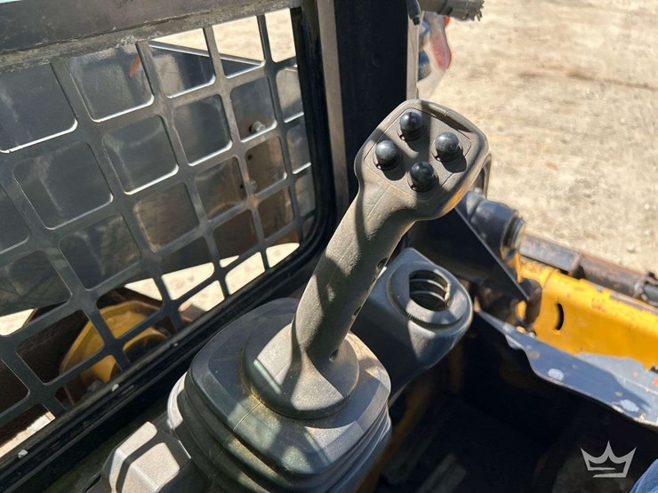 2021-john-deere-317g-compact-track-loader-skid-steer-image-15