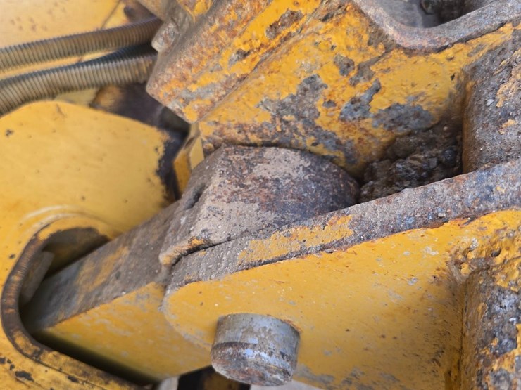 2002-caterpillar-d6m-lgp-image-65
