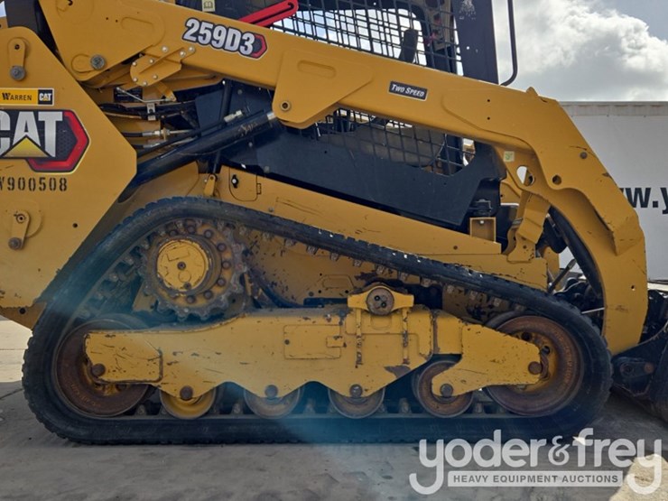 2019-caterpillar-259d3-image-12