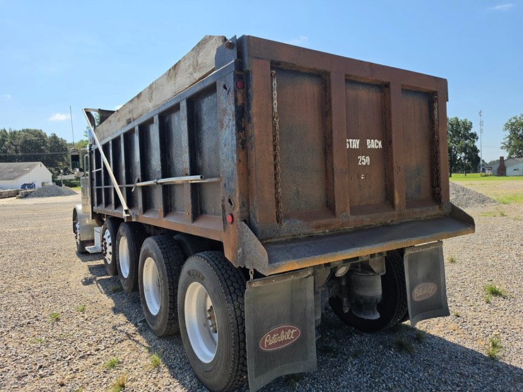 2005-peterbilt-379-image-6