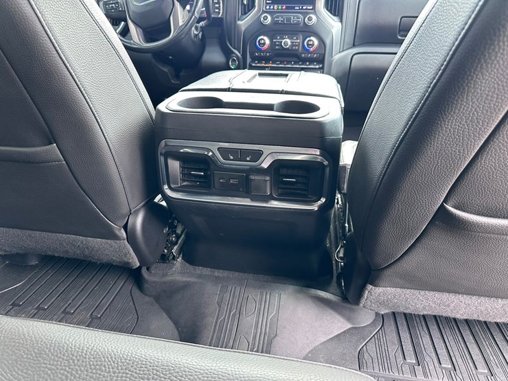 2019-gmc-1500-image-23