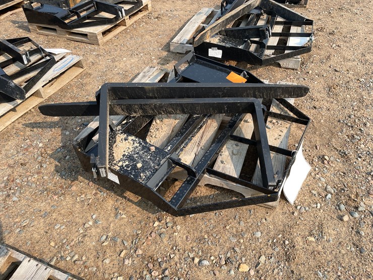 #2069-•-2026-mower-king-skid-steer-forks-image-2