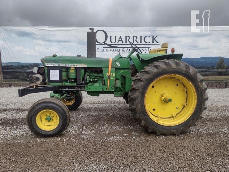 john-deere-2520-image-1