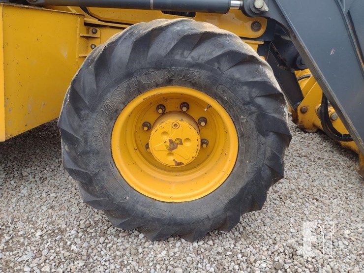 deere-410l-image-27