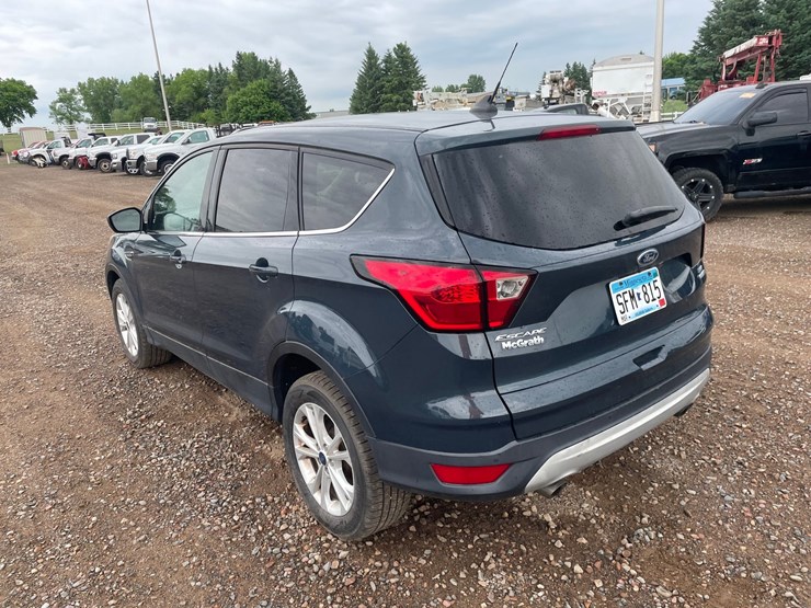 2019-ford-escape-image-2