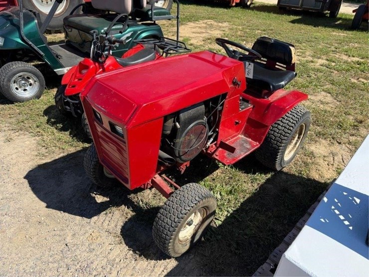 wheelhorse-c125-image-1