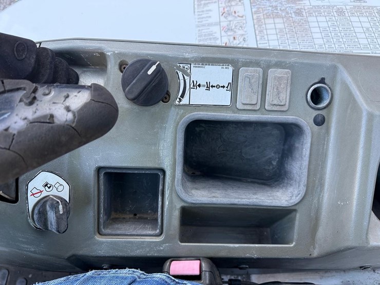 2019-bobcat-e50-image-25